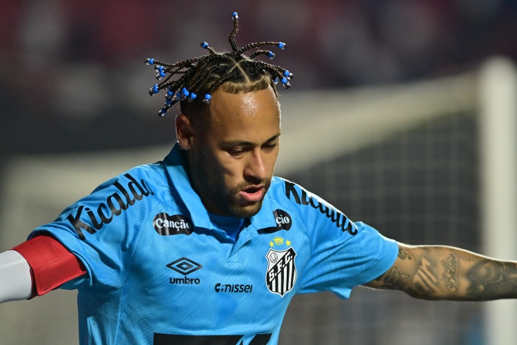 开云体育入口-记者：33岁内马尔与桑托斯续约至2026年12月