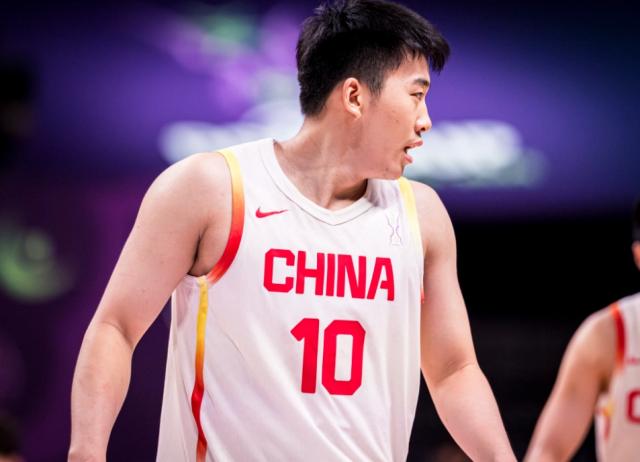 开云体育入口-锁死韩国三分&amp;扛住无耻吹罚 中国男篮杀回四强！