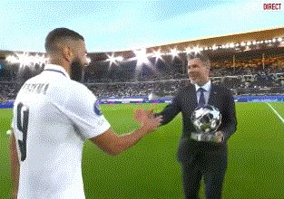 【欧超杯】本泽马破门 卡塞米罗助攻+中楣 皇马2比0