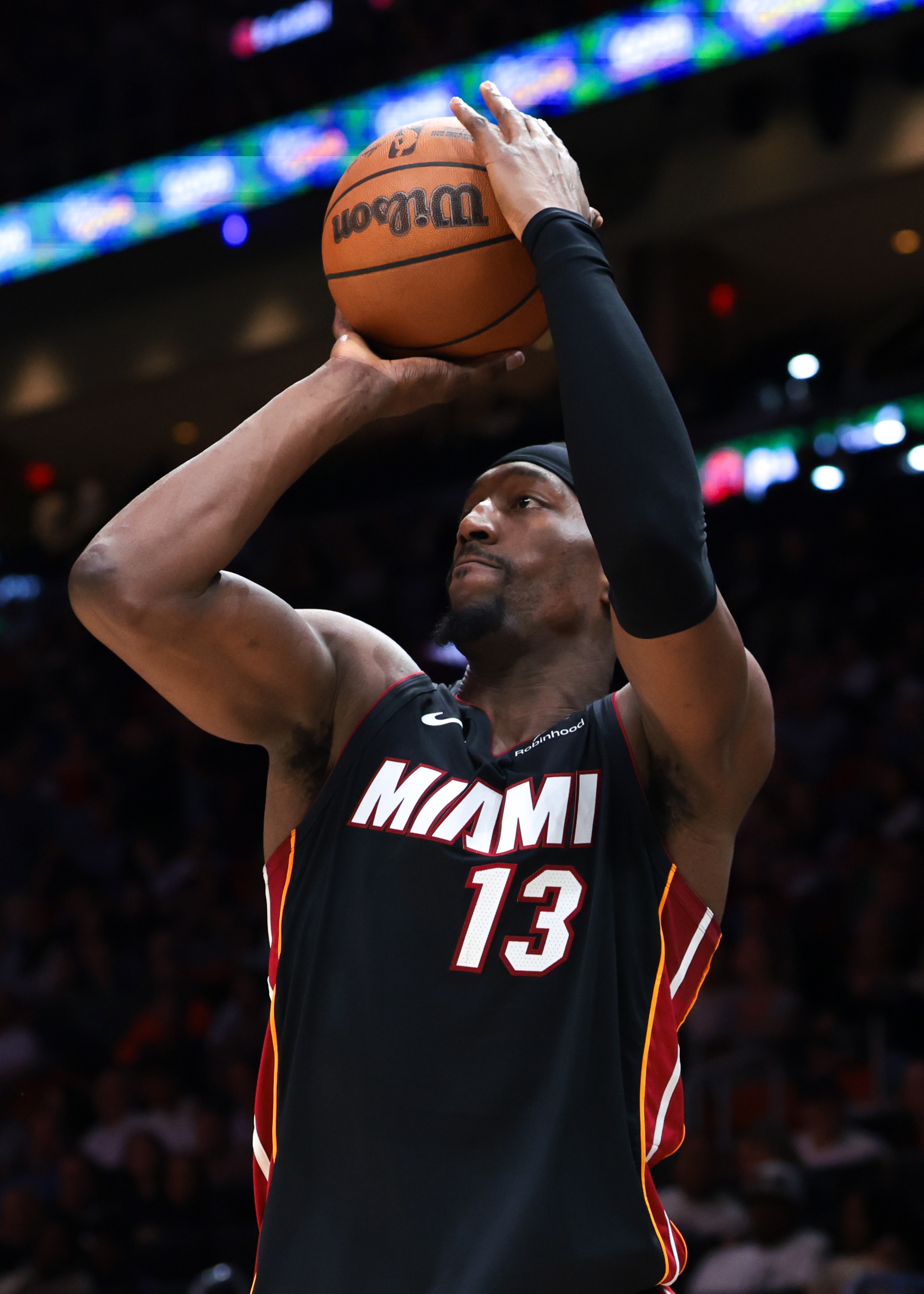 马瑟林谈阿德巴约83分：没人会记得罚了43球 他创造了历史