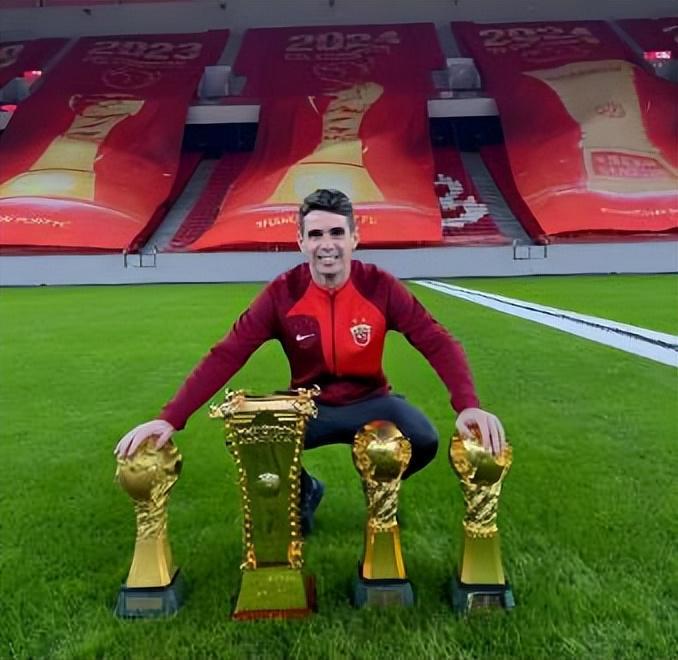 开云体育入口-上港中超首轮踢河南队主力阵容预测，武磊有望出战，两位新援亮相