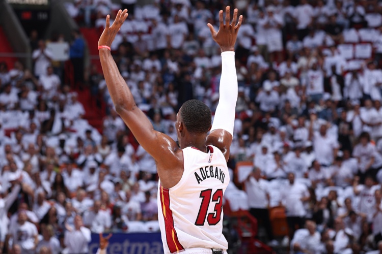 开云APP-韦德：人们想象中的83分该是暴扣&amp;干拔&amp;各种高难度 而不是43罚球